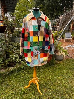 Vintage 70s Handmade Quilt Patchwork Polyester Chore Jacket Novelty Prints 2XL